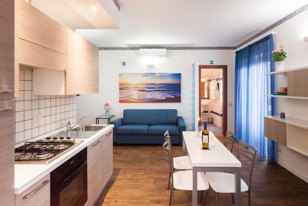 Almes Apartments Rome Chambre photo